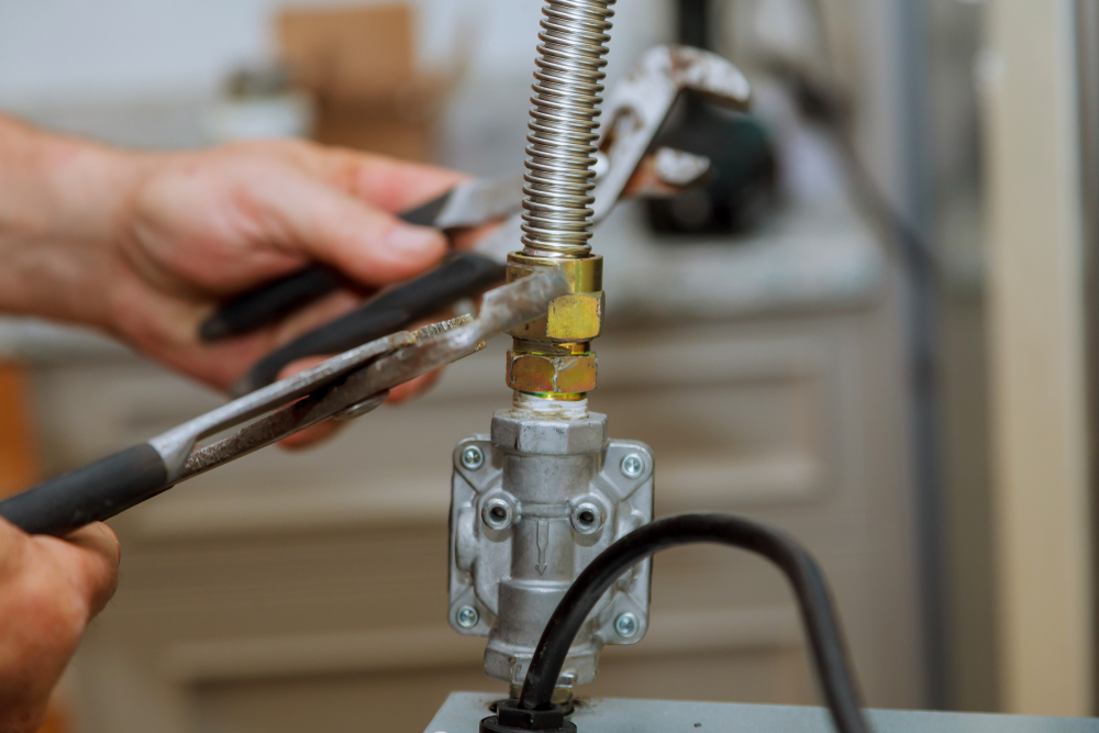 Natural,Gas,Split,Gas,Line,To,Gas,Worktop,Near,The